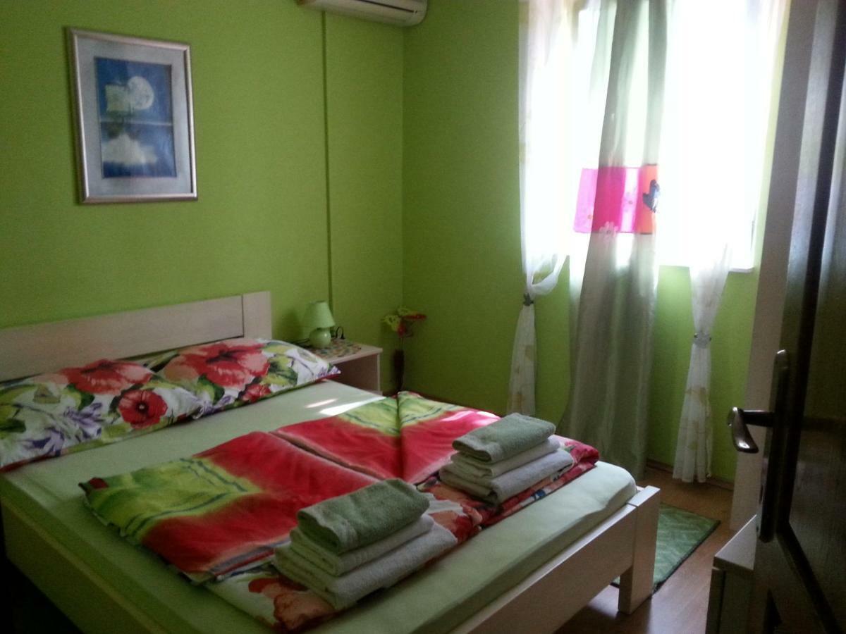 Nella Apartment
