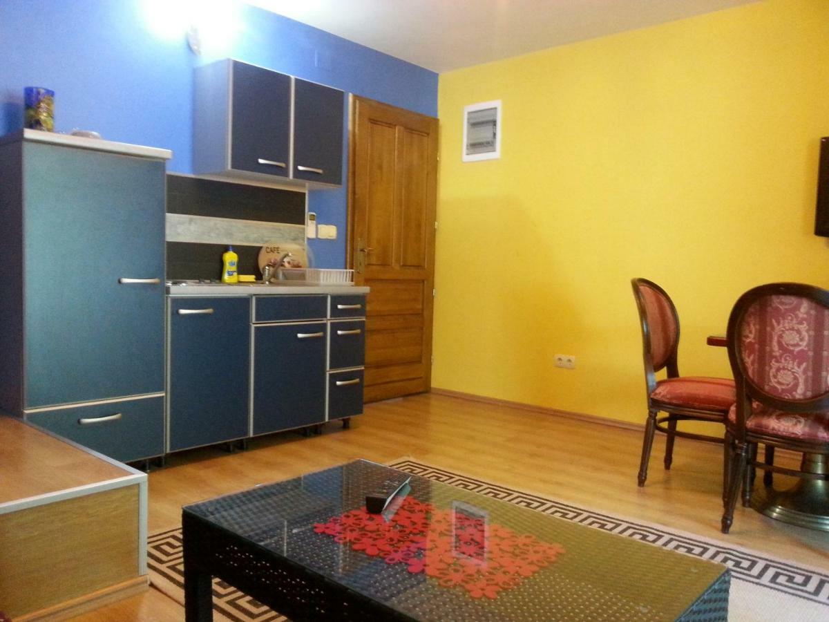 Nella Apartment